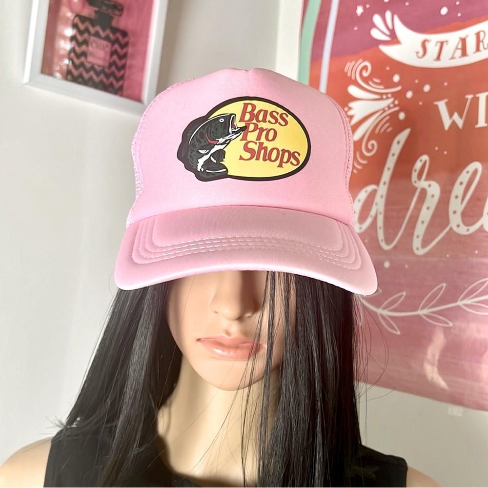 Trucker hat